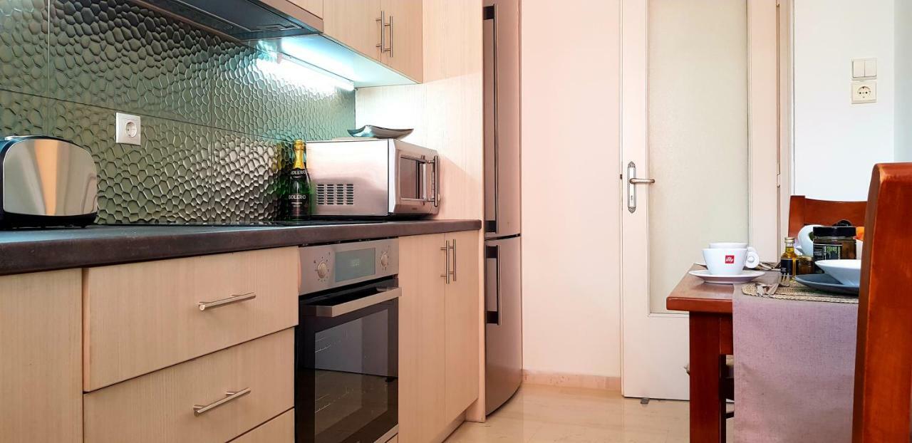 Spacious Apartment In The Historical Center Of Athens Atenas Exterior foto