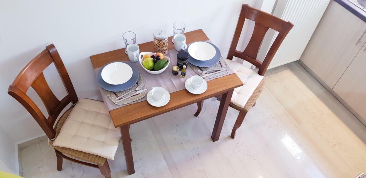 Spacious Apartment In The Historical Center Of Athens Atenas Exterior foto